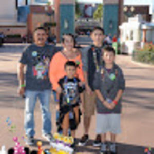 Meet your Posher, Lorena